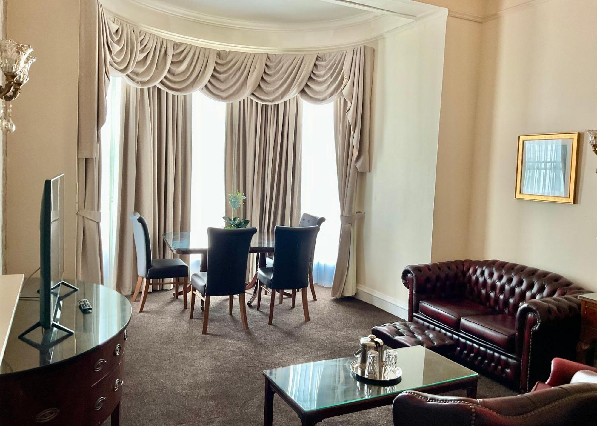 Royal Bath & Отель 4*